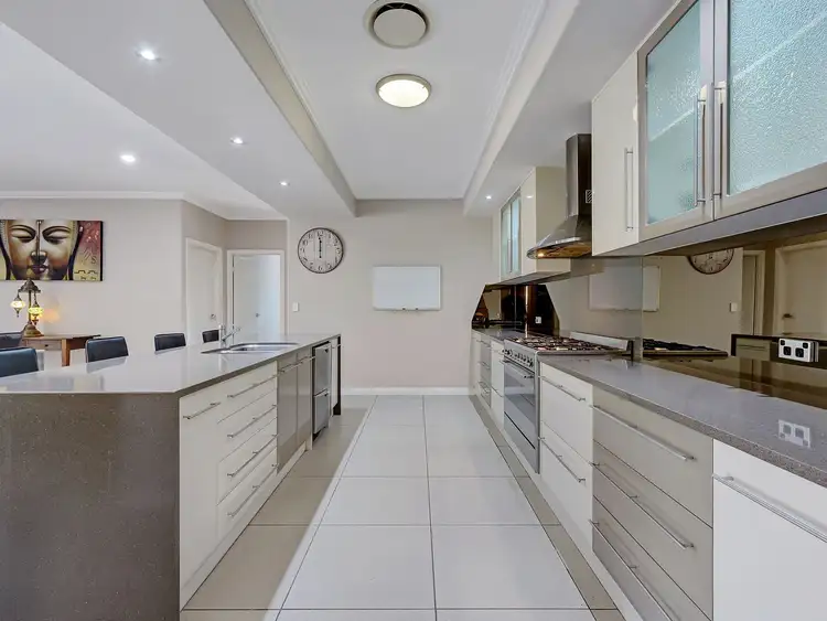 Fifth view of Homely house listing, 2 Elanora Court, Wondunna QLD 4655