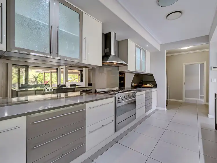 Sixth view of Homely house listing, 2 Elanora Court, Wondunna QLD 4655