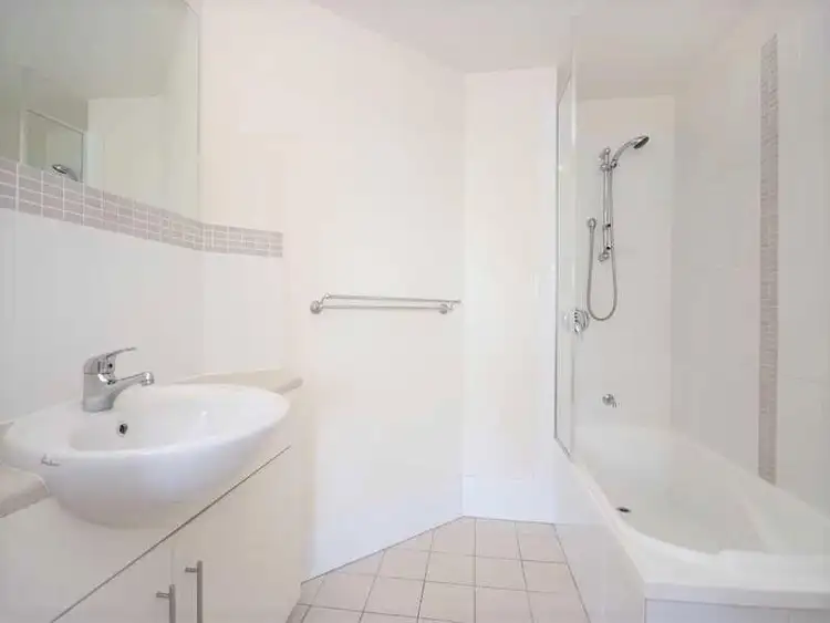 Sixth view of Homely unit listing, 19/210 Grafton Street, Cairns North QLD 4870