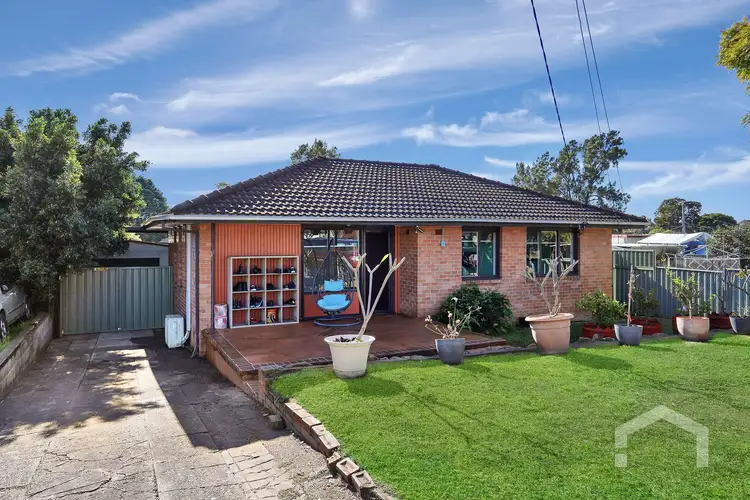 30 Palmyra Avenue, Lethbridge Park NSW 2770