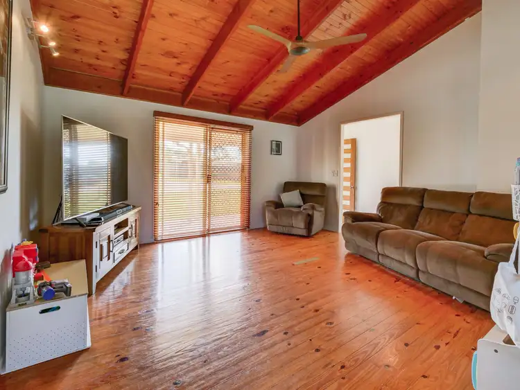 Sixth view of Homely house listing, 18 Morobe Street, Kawungan QLD 4655