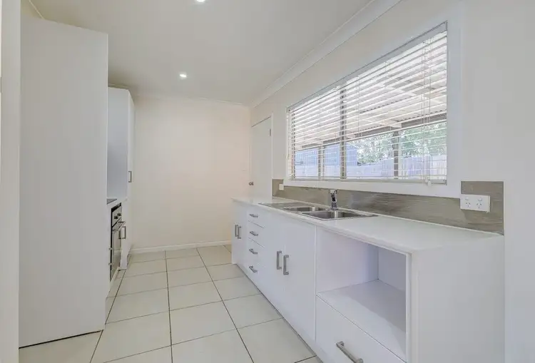 11 Diana Street, Underwood QLD 4119