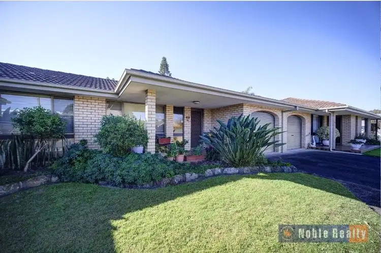 2/23 Robert Street, Forster NSW 2428