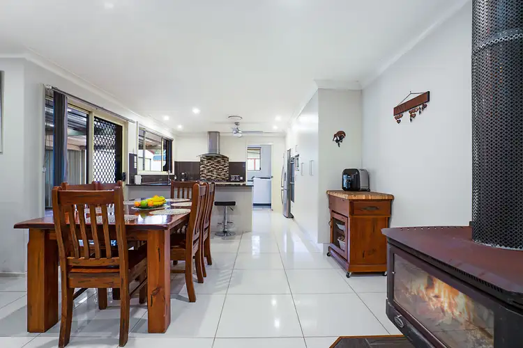 Fifth view of Homely house listing, 2 Woodbine Close, Woodberry NSW 2322