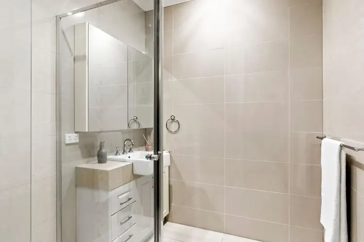 Sixth view of Homely unit listing, 3/134 Ogilvie Street, Essendon VIC 3040