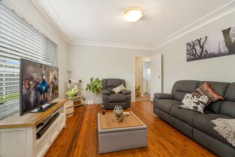 Second view of Homely house listing, 29 Curlew Crescent, Woodberry NSW 2322