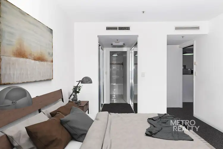 Third view of Homely apartment listing, 1708/2 Quay St, Haymarket NSW 2000