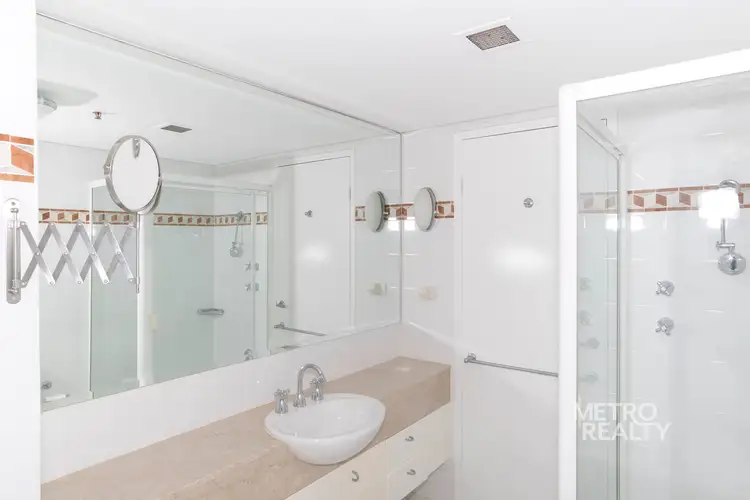 Sixth view of Homely apartment listing, 1708/2 Quay St, Haymarket NSW 2000