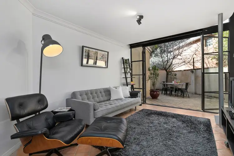2/4 Court Place, Subiaco WA 6008
