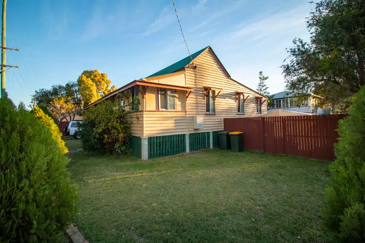 7 Hinkler Avenue, Bundaberg North QLD 4670