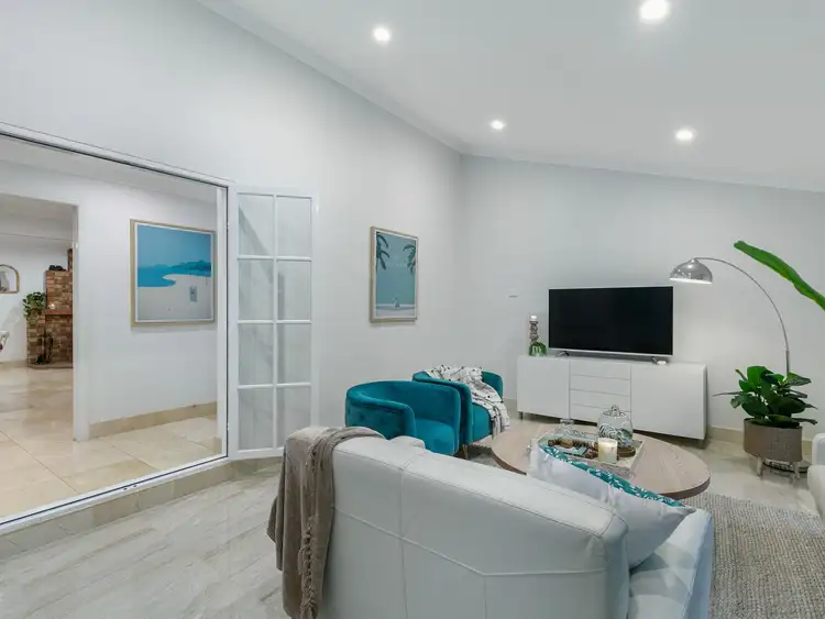 Fifth view of Homely house listing, 113 Cadogan Street, Carindale QLD 4152