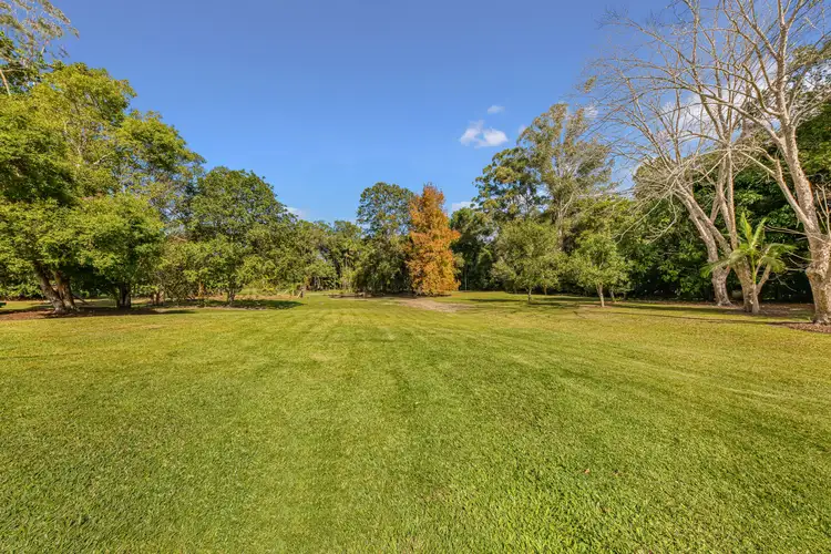 262 Hardwood Road, Beerwah QLD 4519