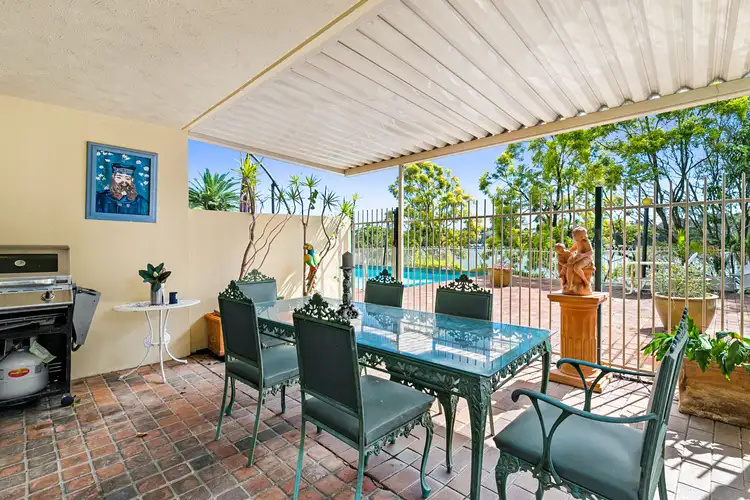 3/122 Macquarie Street, St Lucia QLD 4067