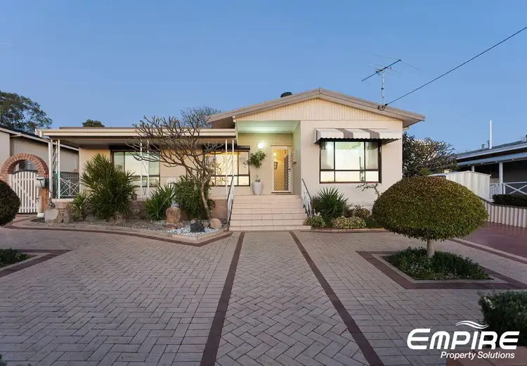 16 Clara Road, Hamilton Hill WA 6163