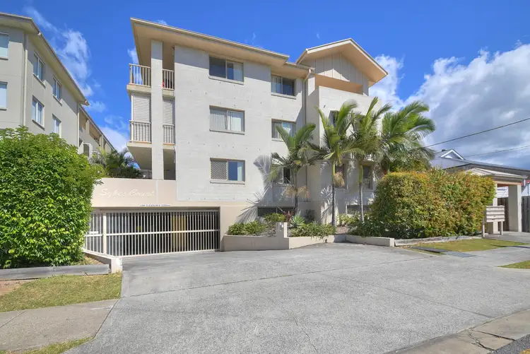 5/4 Sykes Court, Southport QLD 4215