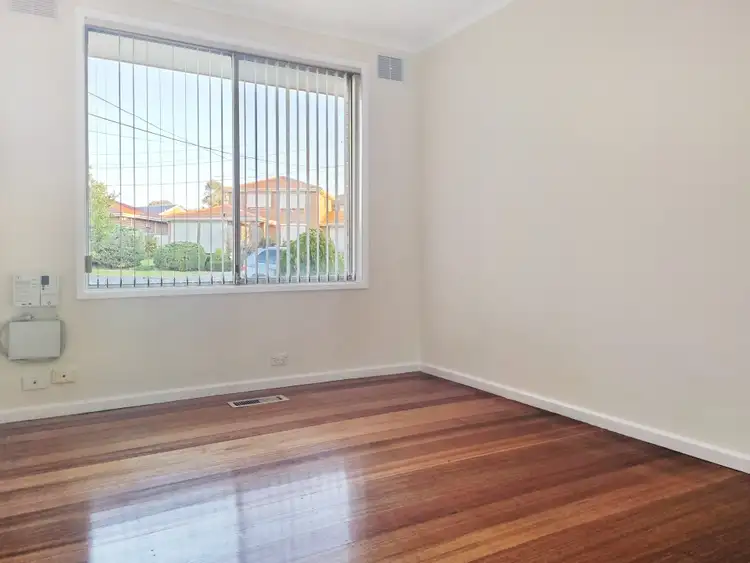 Seventh view of Homely house listing, 6 Hoctor Close, Gladstone Park VIC 3043