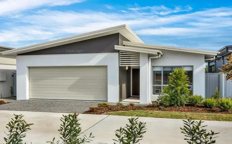 Main view of Homely house listing, 5/19 Bongaree Ave, Bongaree QLD 4507