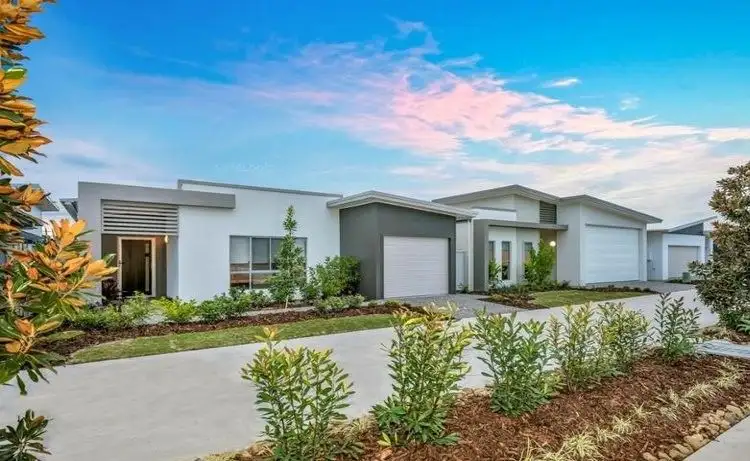 Second view of Homely house listing, 5/19 Bongaree Ave, Bongaree QLD 4507