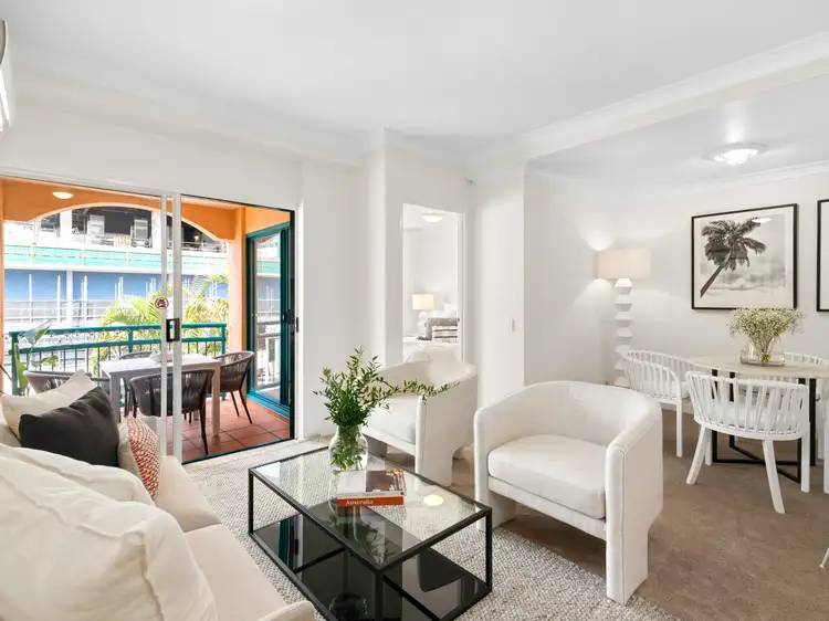 39/11-17 Philip Avenue, Broadbeach QLD 4218