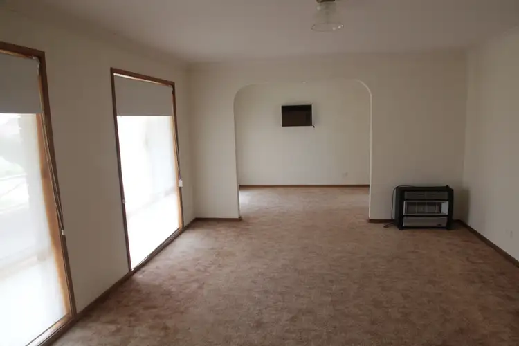 Sixth view of Homely house listing, 98 Dalman Parkway, Glenfield Park NSW 2650