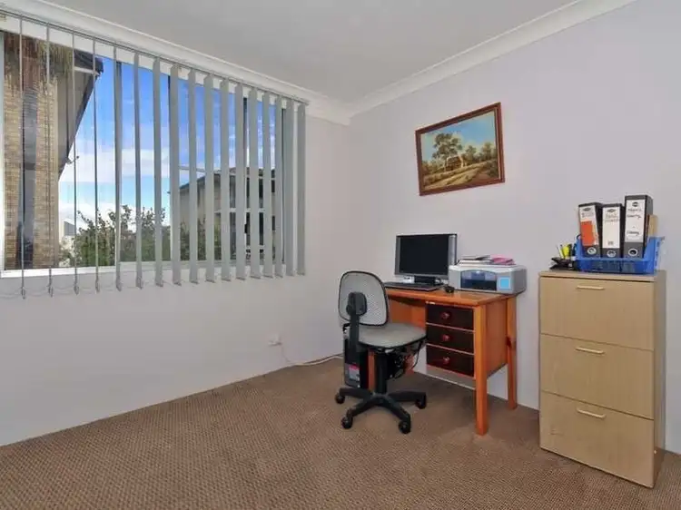 Sixth view of Homely unit listing, 4/6 Allara Avenue, Palm Beach QLD 4221