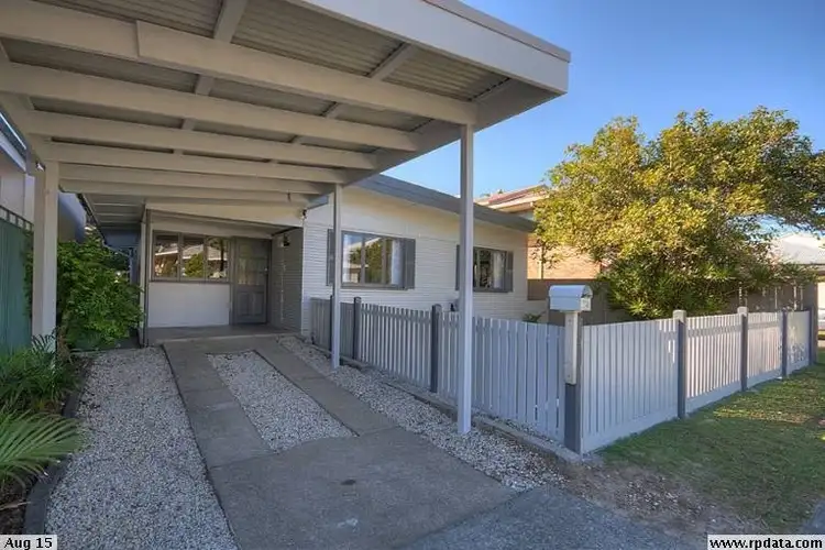 63 Seagull Avenue, Mermaid Beach QLD 4218