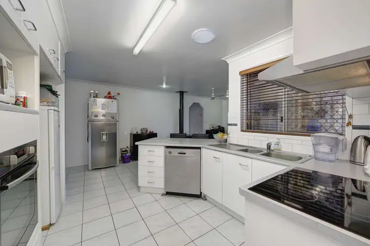 Sixth view of Homely house listing, 11 Amaroo crescent, Innes Park QLD 4670