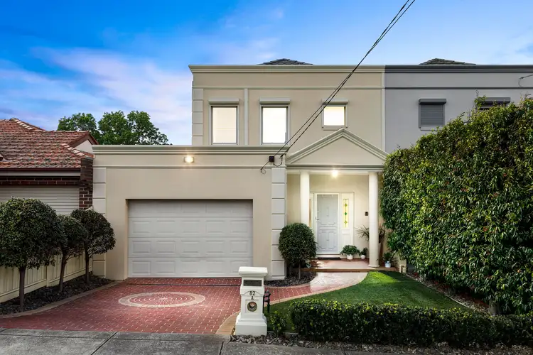 82A Deakin Street, Essendon VIC 3040