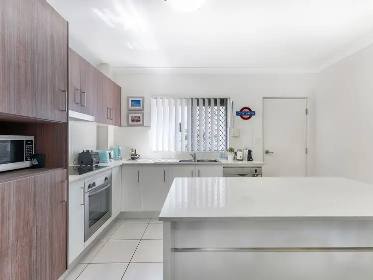 2/14 Mcilwraith Street, Everton Park QLD 4053