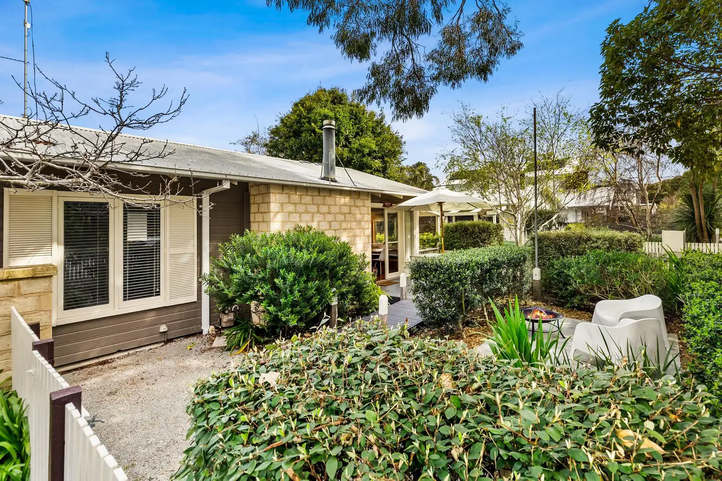 Main view of Homely townhouse listing, 1/5-7 Geelong Road, Barwon Heads VIC 3227