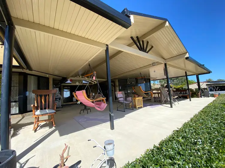 7 Hooper Drive, Plainland QLD 4341