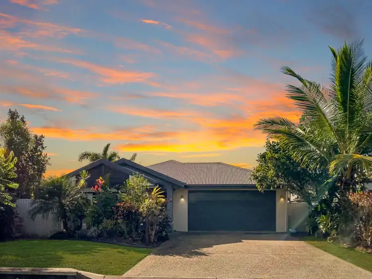 9 Seaways Street, Trinity Beach QLD 4879