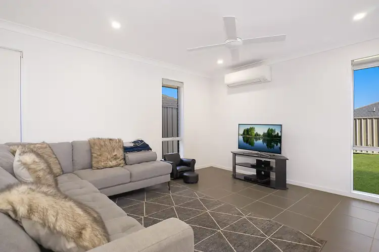 Fourth view of Homely semi-detached listing, 1/7 Croft Close, Thornton NSW 2322