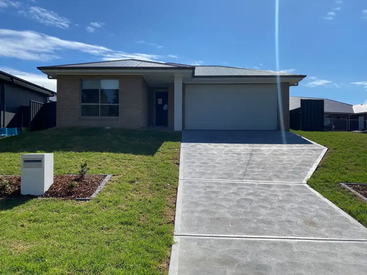 30 Hillgate Drive