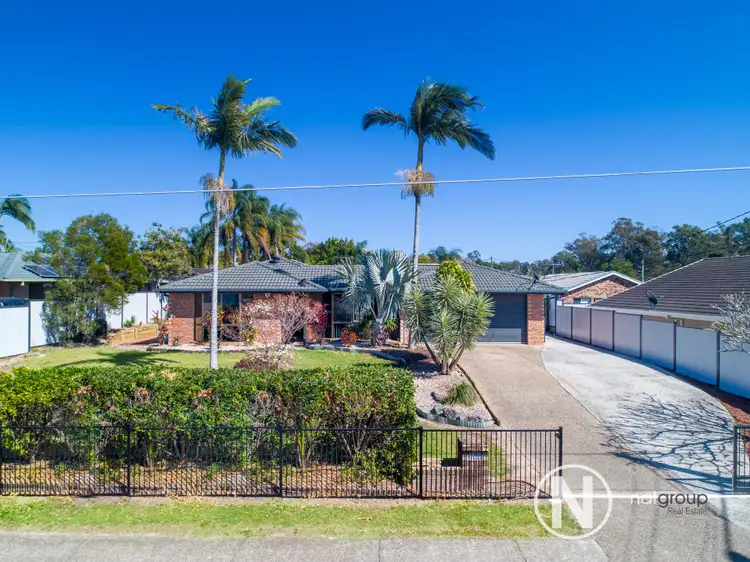136 Emerald Drive, Regents Park QLD 4118