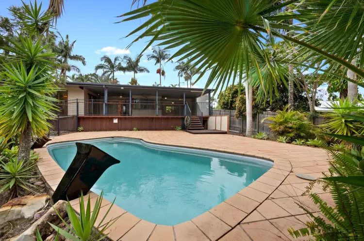 84 Thompson road, Beerwah QLD 4519