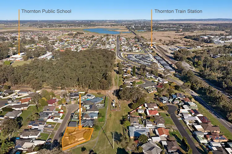 Second view of Homely house listing, 2 Petrie Close, Thornton NSW 2322