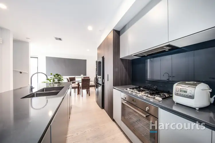 Fifth view of Homely townhouse listing, 52 Gratz Street, St Albans VIC 3021