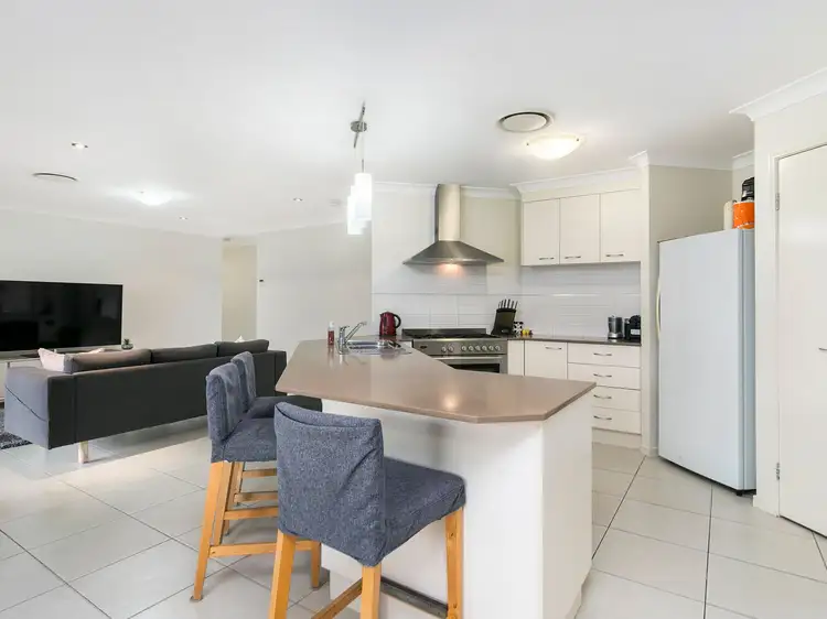 Third view of Homely house listing, 7 Begonia Court, Wynnum West QLD 4178