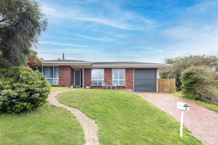1 Karen Court, Hallett Cove SA 5158