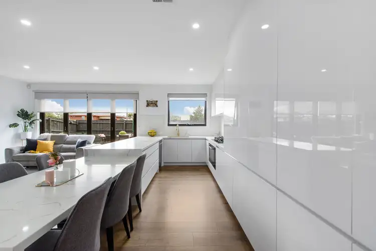 Fourth view of Homely house listing, 2 Midway Court, Keilor Park VIC 3042