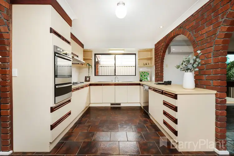 Fifth view of Homely house listing, 4 Shirra Place, Attwood VIC 3049
