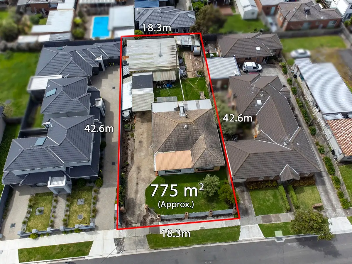 Main view of Homely house listing, 28 Waratah Avenue, Tullamarine VIC 3043