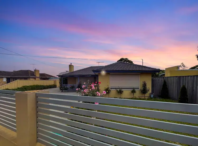 1/844 Ballarat Road, Deer Park VIC 3023
