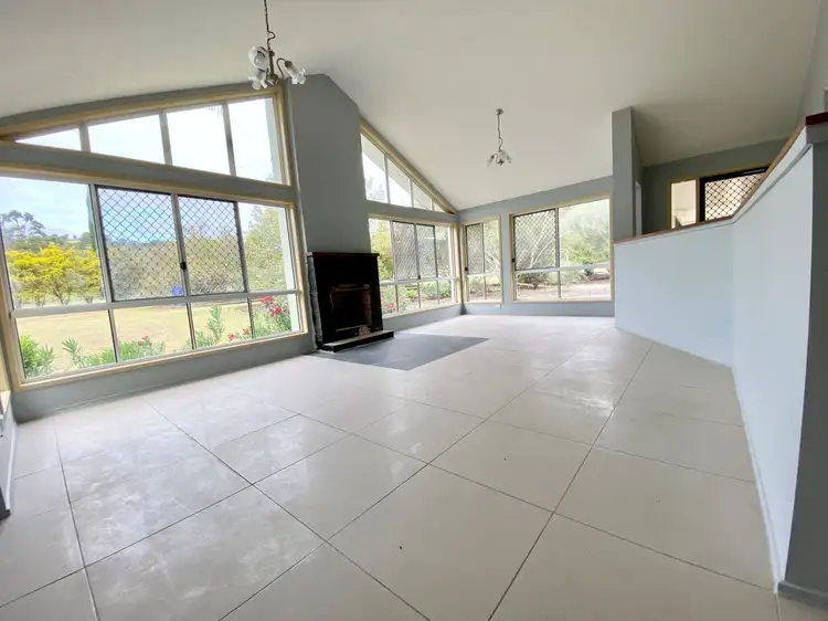 160 Rose Avenue, Minden QLD 4311