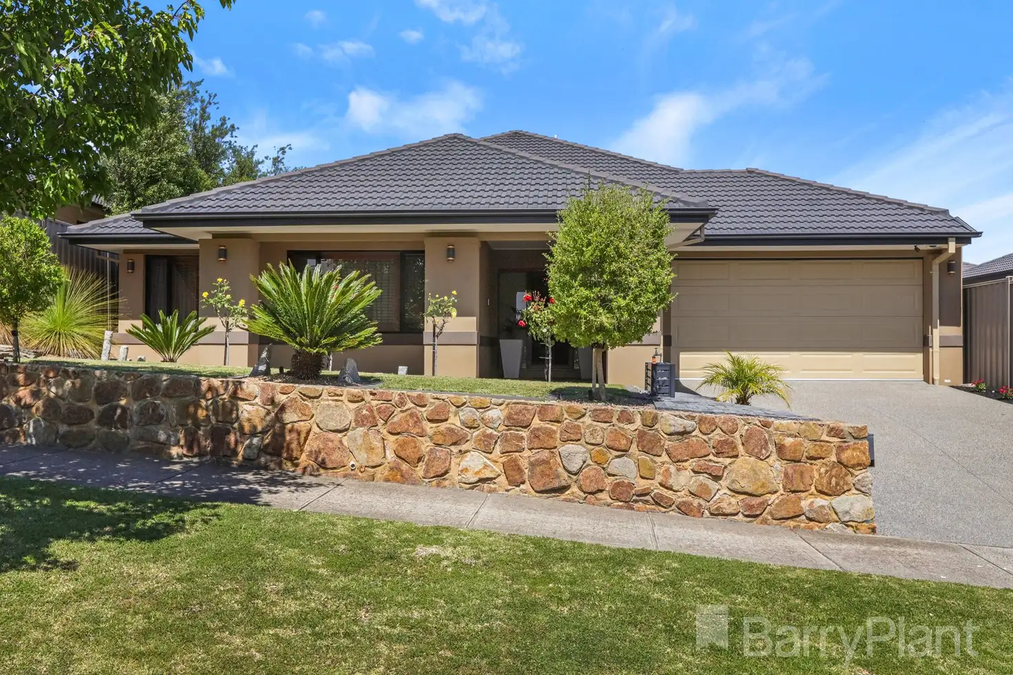 Main view of Homely house listing, 39 Threadneedle Street, Attwood VIC 3049