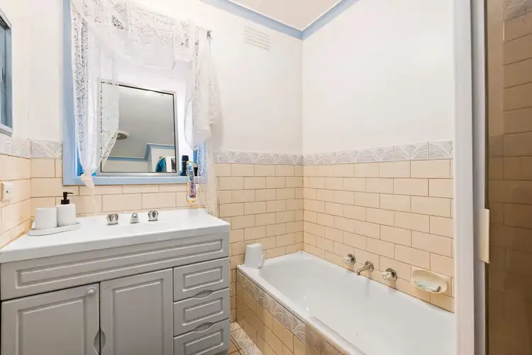Sixth view of Homely house listing, 25 Boeing Road, Strathmore Heights VIC 3041