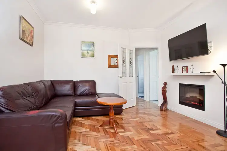 Fifth view of Homely unit listing, 2/9 Orama Street, Deer Park VIC 3023