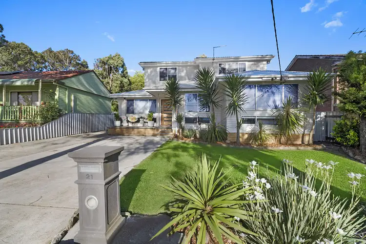 Fifth view of Homely house listing, 21 Pasedena Crescent, Beresfield NSW 2322