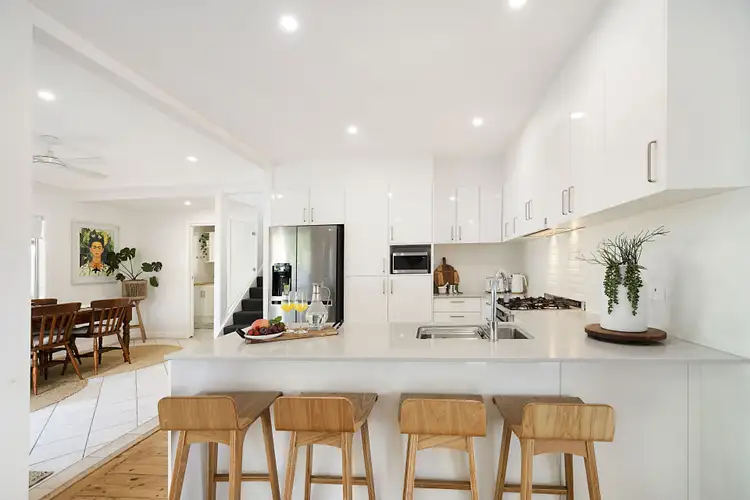 Sixth view of Homely house listing, 21 Pasedena Crescent, Beresfield NSW 2322